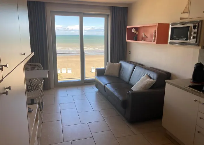 In By The Nieuwpoort